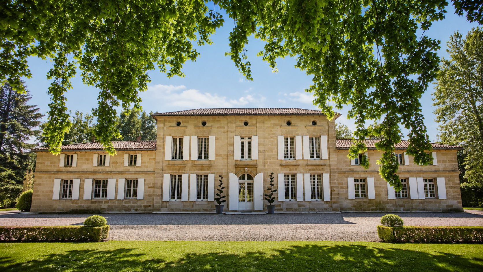 Chateau La Pointe